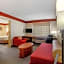 La Quinta Inn & Suites by Wyndham Raleigh Crabtree