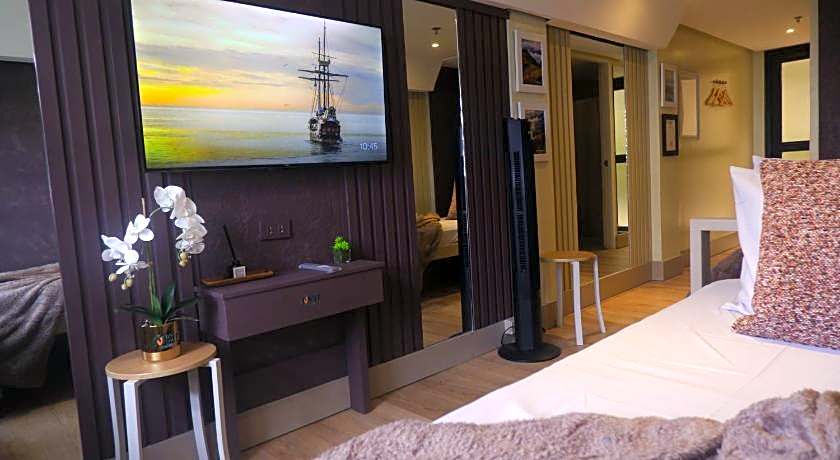 Sunset View Ridge Residences