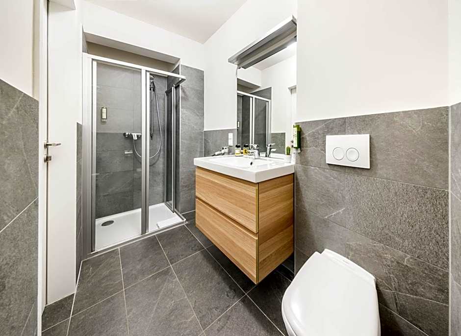 Jimmy's Apartments Lory