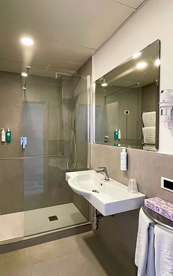 Regina Cristina Hotel