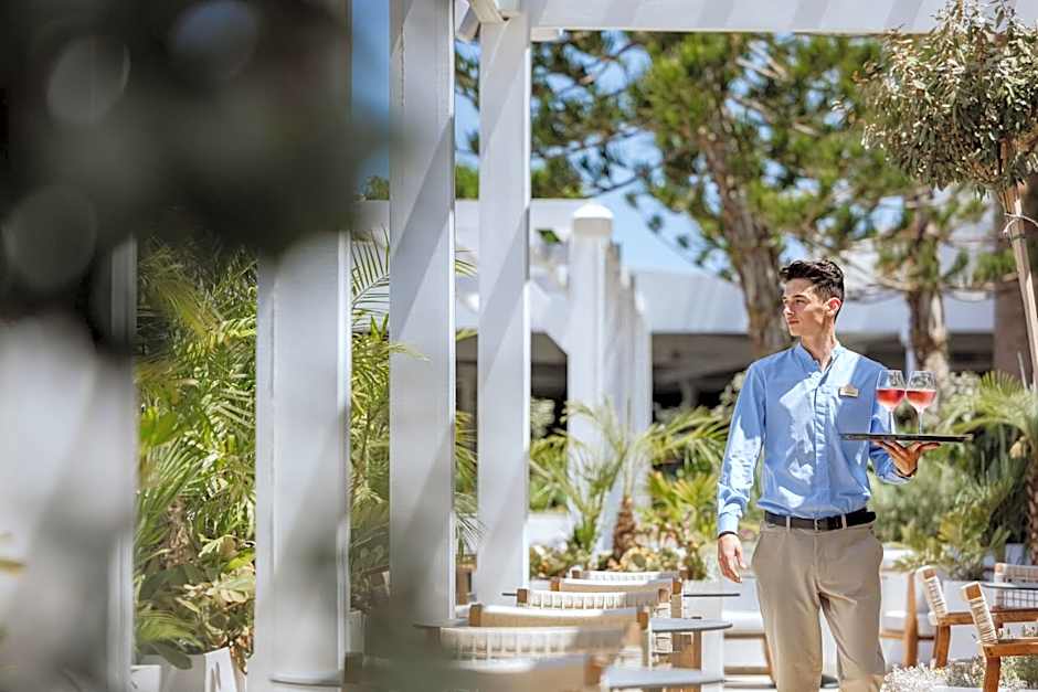 Golden Coast Beach Hotel