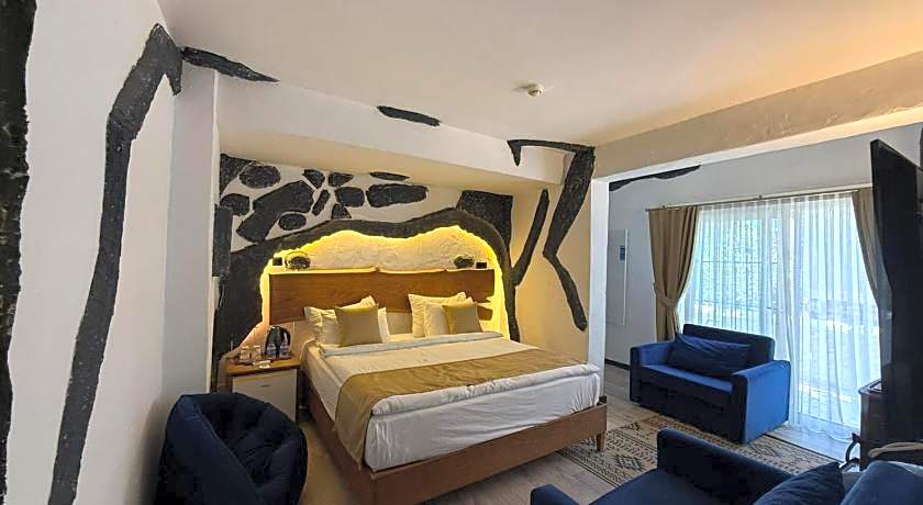 Rebetiko Hotel