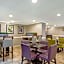La Quinta Inn & Suites by Wyndham Miami Airport East