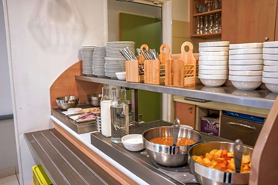 ibis budget Bayeux