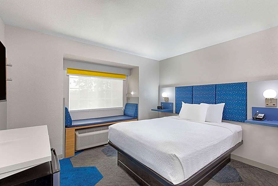 Microtel Inn & Suites By Wyndham Manchester