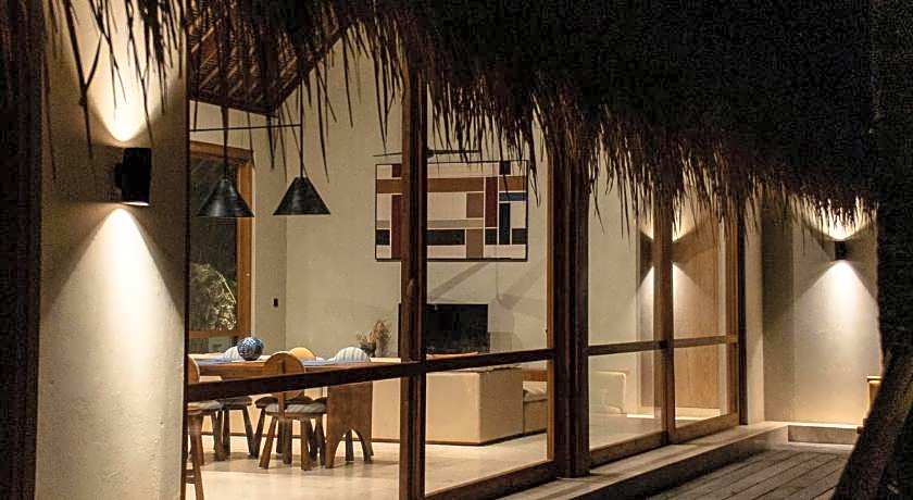 Boni Beach Lombok Hotel and Villas 