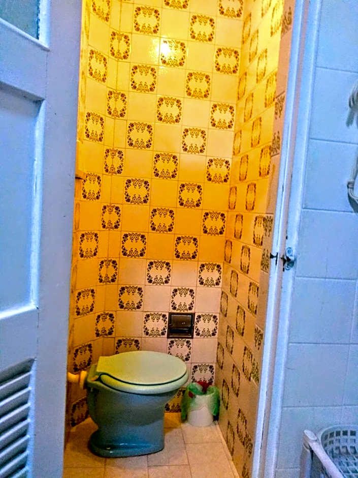 Copacabana 3 quartos ar cond a 2 qds da praia