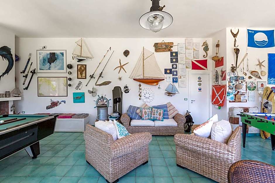 Residence Punta Cassano - In piscina sulla spiaggia di sabbia