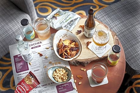 The Deluxe One with a balcony (1 King Bed)