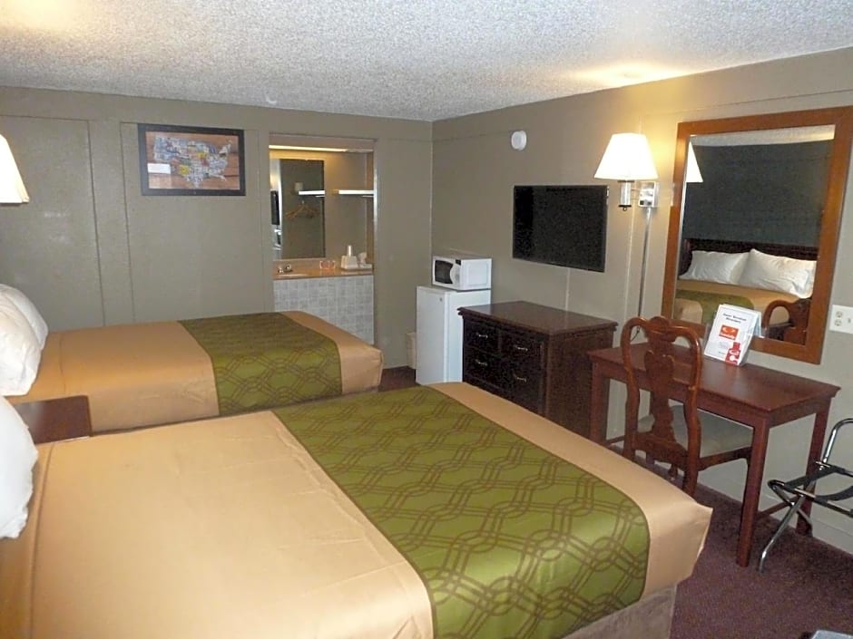 Econo Lodge Pittsburgh I-79