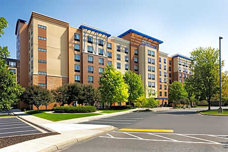Homewood Suites by Hilton Minneapolis- St. Louis Park at West End