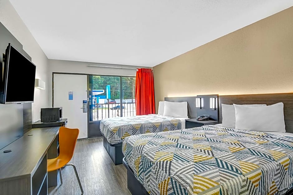 Motel 6-Dalton, GA