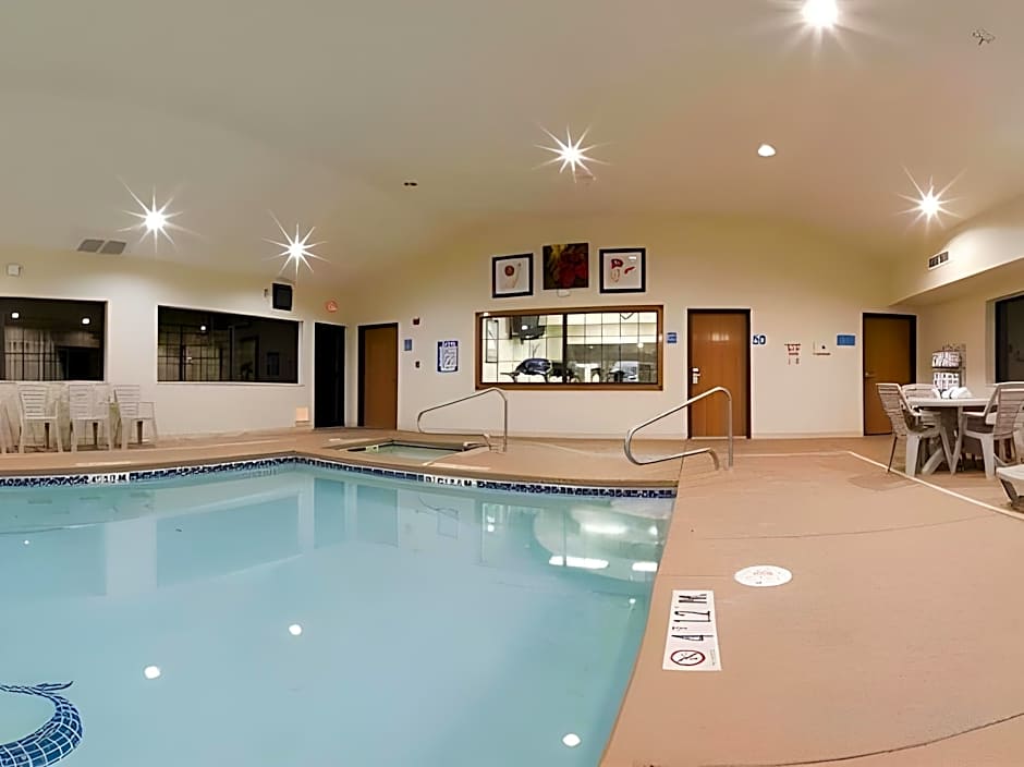 Country Inn & Suites by Radisson, Lubbock, TX