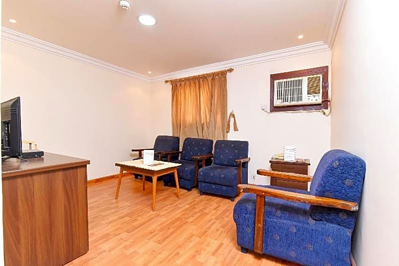 OYO 416 Bonais Hotel