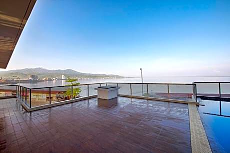 Superior Twin Room with Sea View Room