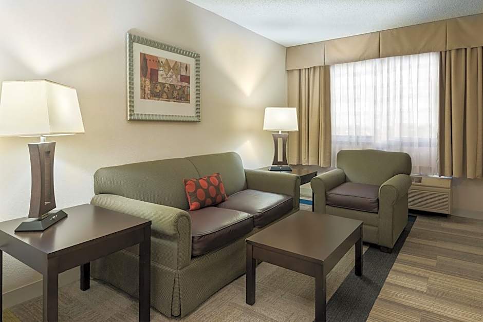Holiday Inn Express Hotel & Suites Kendall East-Miami By IHG