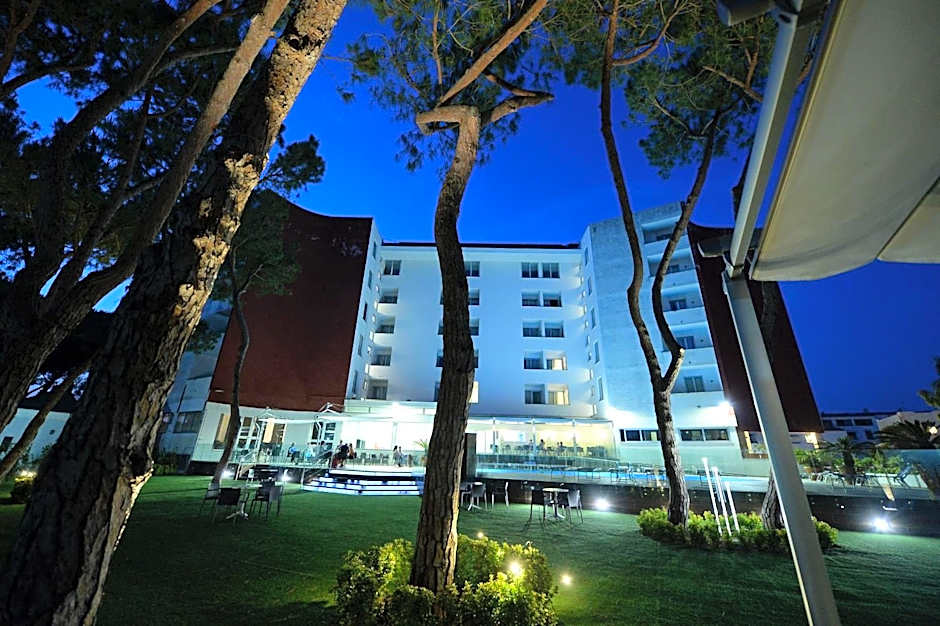 Giulivo Hotel & Village