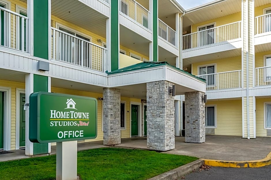 HomeTowne Studios by Red Roof Eugene - Springfield