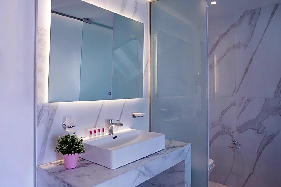 Alley Boutique Hotel and Spa