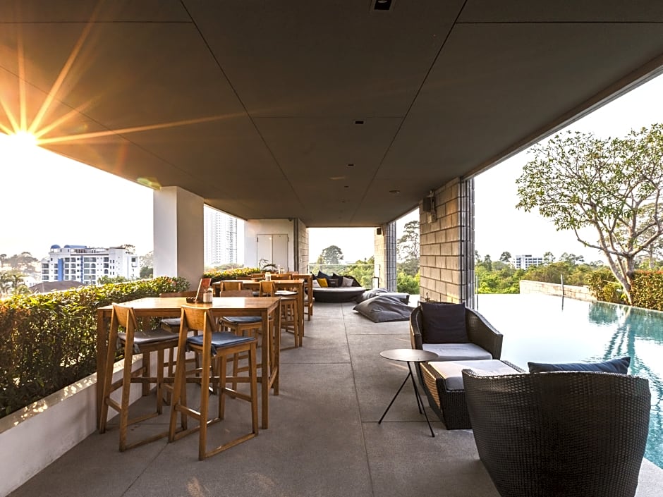 Cross Pattaya Oceanphere