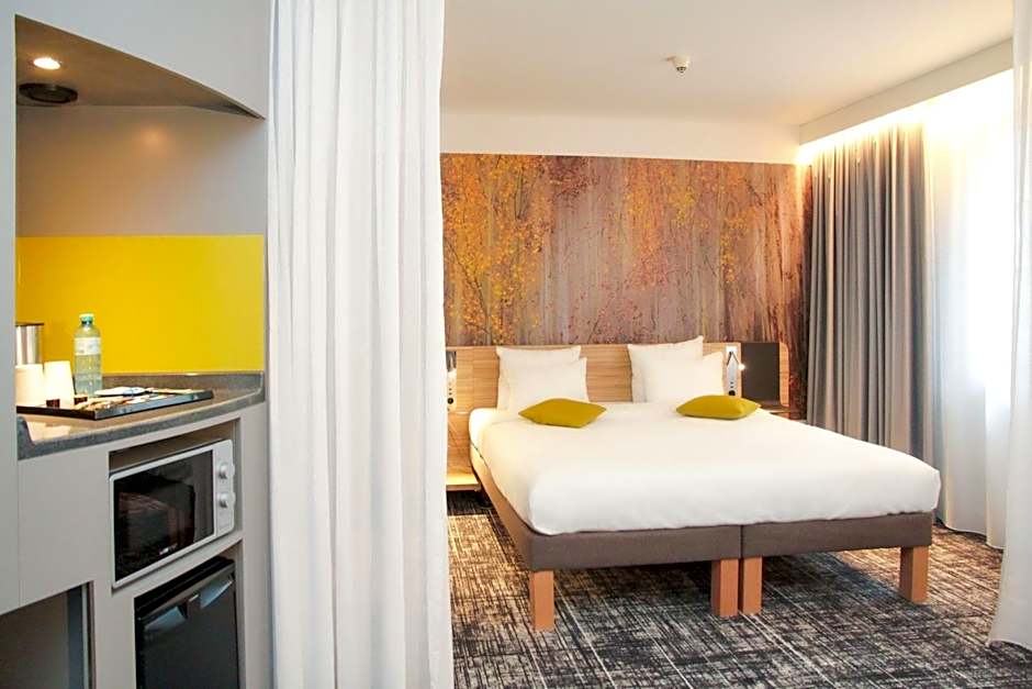 Novotel Suites Wien City Donau Hotel