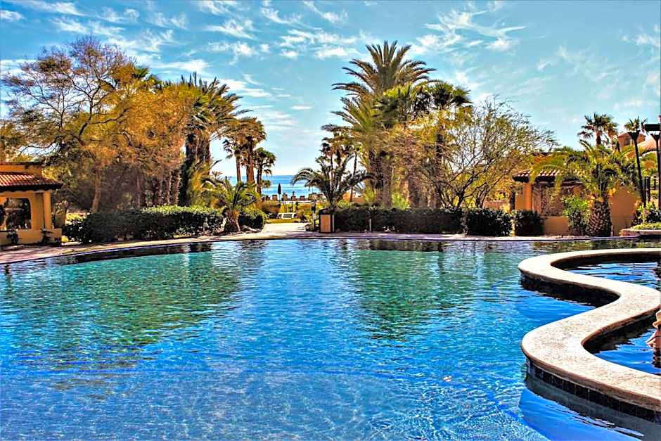 Bella Sirena 305-A - Elegant Oceanview Condo on Beachfront Resort