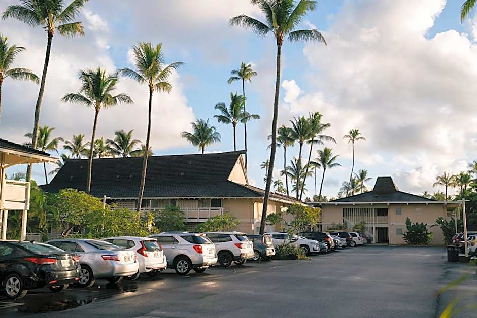 Plantation Hale Suites