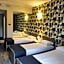 BREAK HOTEL & MOTEL