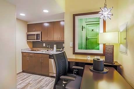 2 Queen Beds Studio Nonsmoking