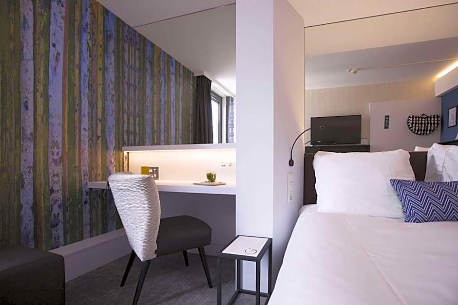 Golden Tulip Hotel Central