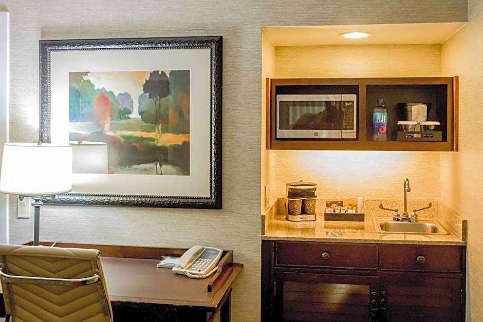 Embassy Suites by Hilton Lexington Green