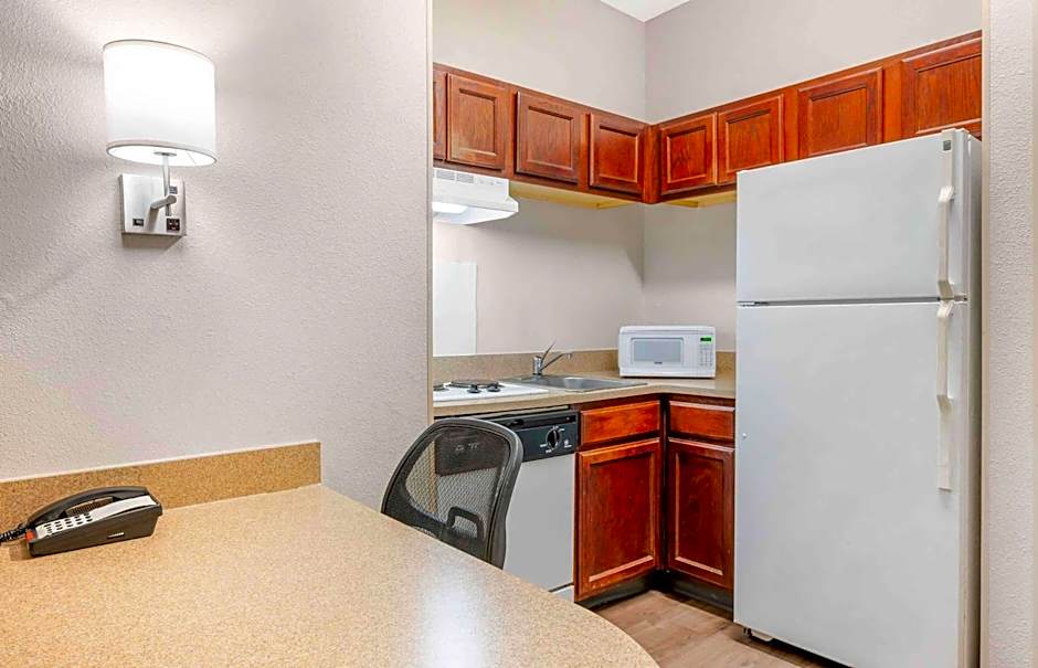 Extended Stay America Suites - Indianapolis - Airport - W. Southern Ave.