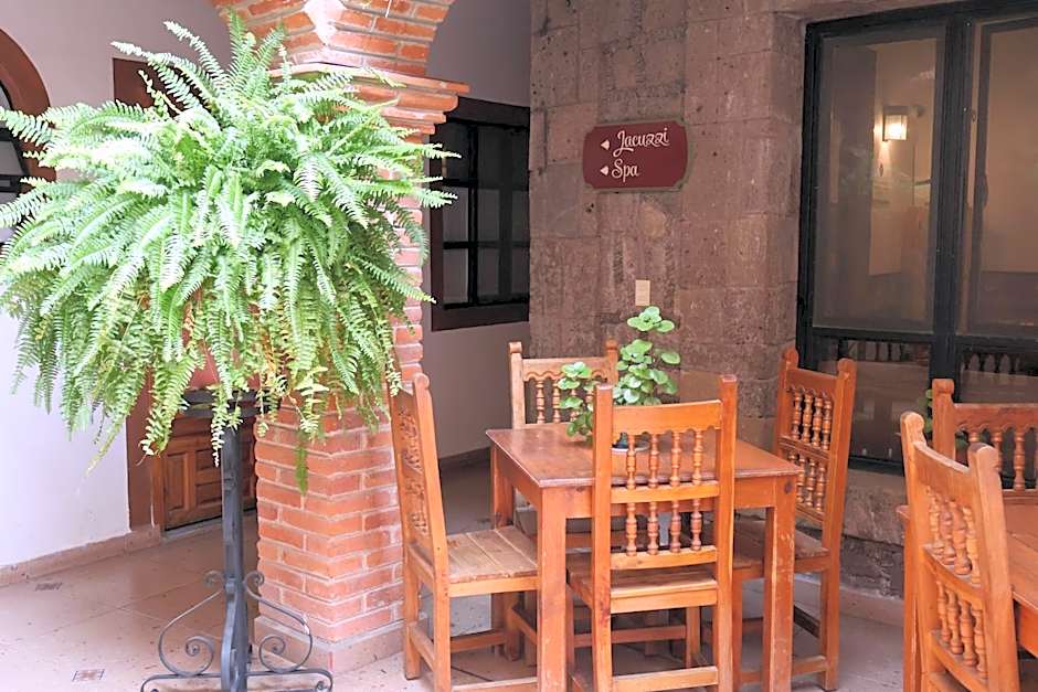 Hotel Casa de Vino