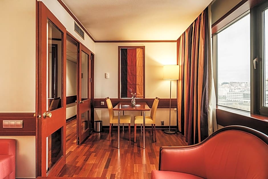 Holiday Inn Lisbon-Continental By IHG