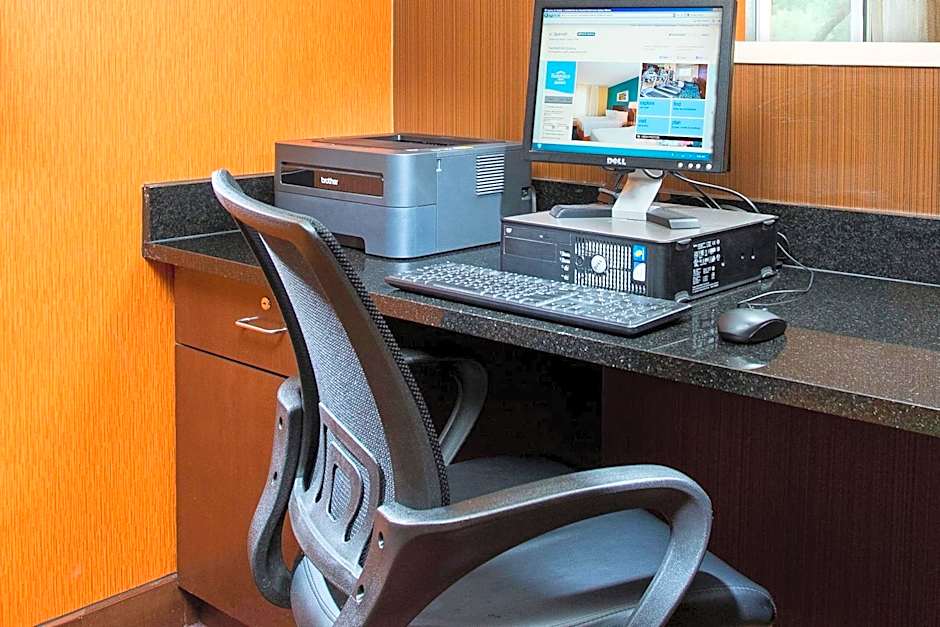Fairfield Inn & Suites by Marriott Quincy