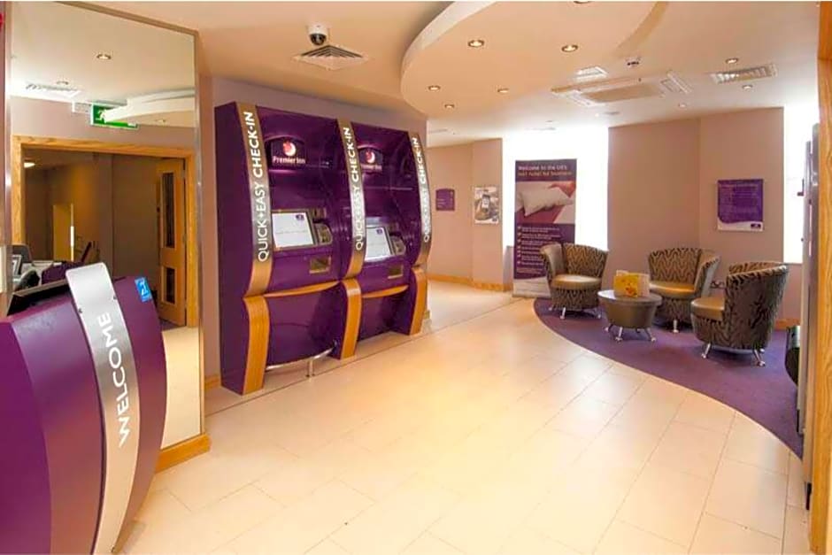 Premier Inn Stratford-Upon-Avon Central