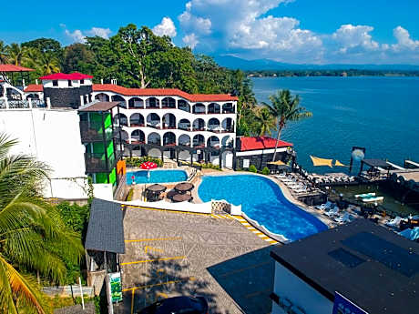 Hotel Mi Paraiso Rio Dulce