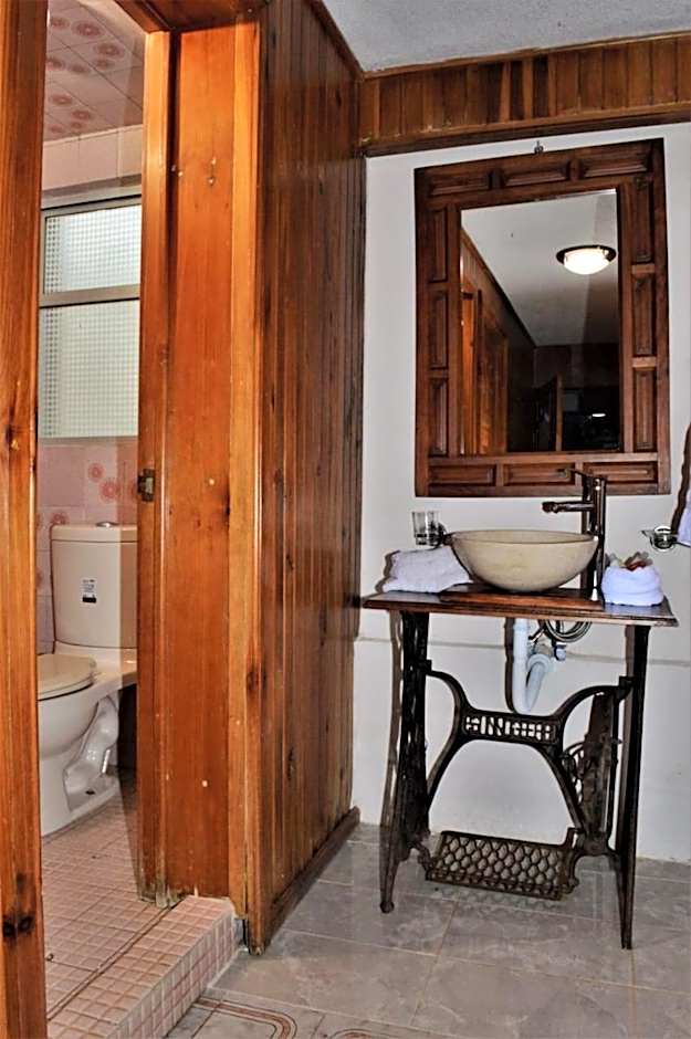 Hotel "La Cabaña de Don Adolfo"