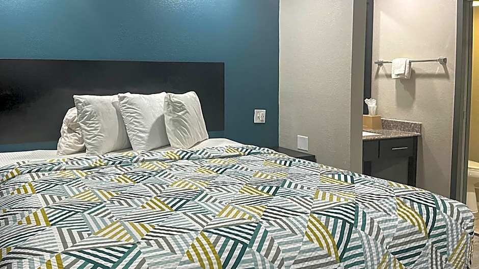 Studio 6 Suites Knoxville ,TN - Downtown