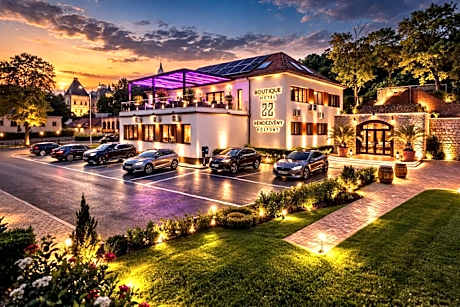 Boutique Hotel & Event Center