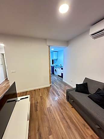 Beautiful new apartment in the city center 