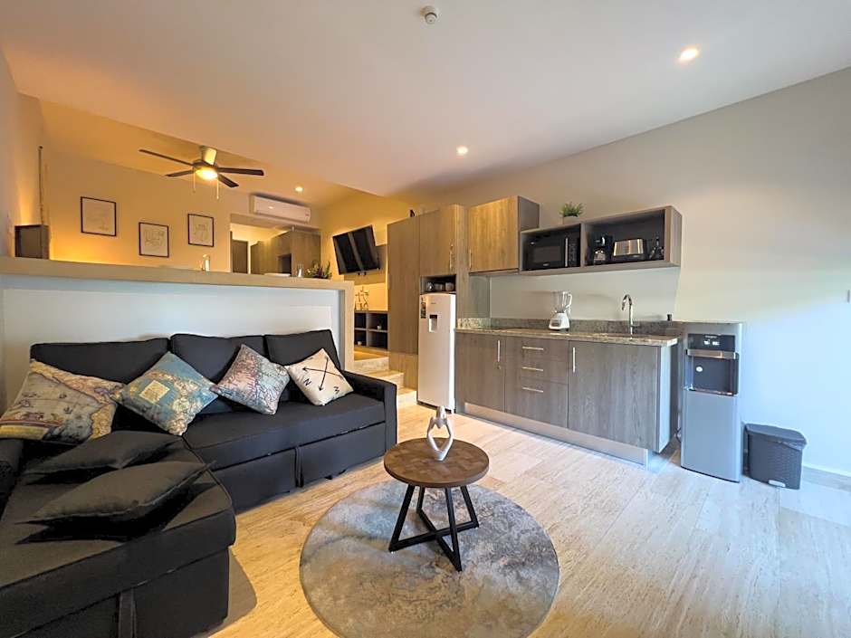 'Syrena Luxury Caribbean' Heart of Playa del Carmen - Fast Wi-fi - Sea Views