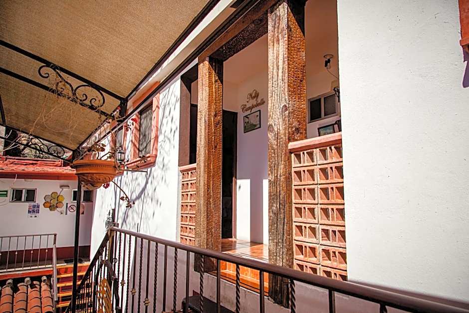 HOTEL BOUTIQUE EL VIEJO MUNDO