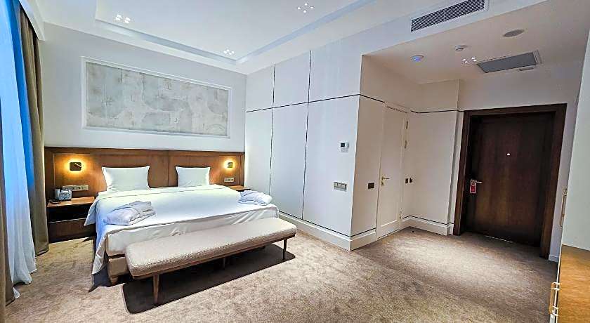 Grand Tien Shan Hotel