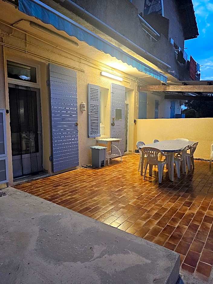 Le Cabanon BleuRivage