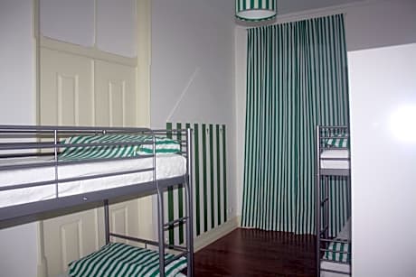 Mixed Dormitory Room