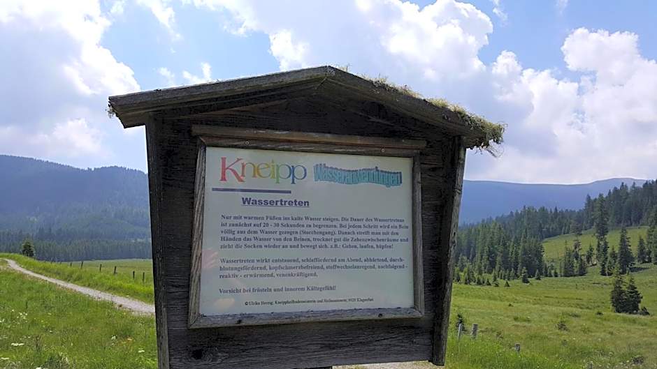 Almhaus & Almchalet Flattnitz