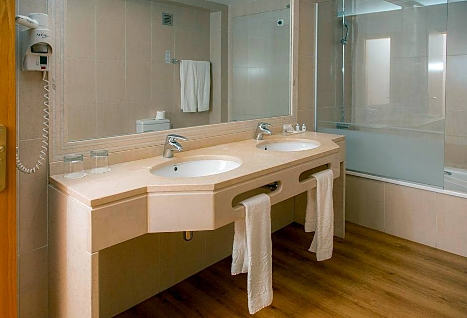 Hotel Covilhã Dona Maria Affiliated by Meliá