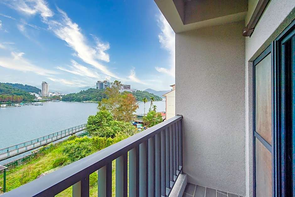 Sun Moon Lake I Love You