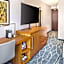 Hyatt Place Waikiki Beach